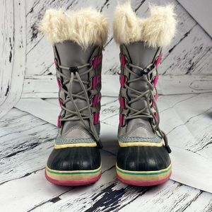 Sorel Joan of Arctic Snow Boot size 2